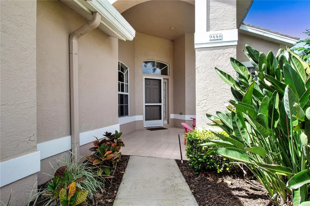 9448 Forest Hills Circle Sarasota FL 34238