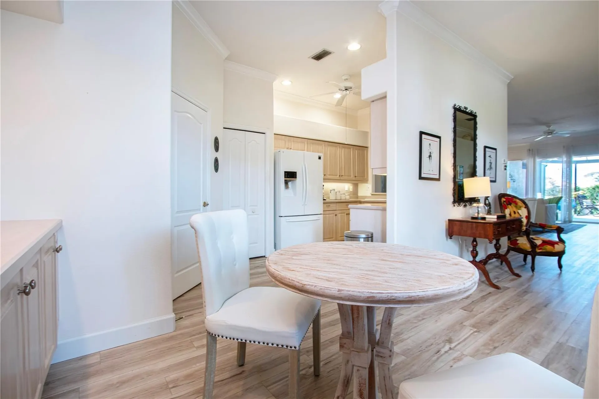 9448 Forest Hills Circle Sarasota FL 34238