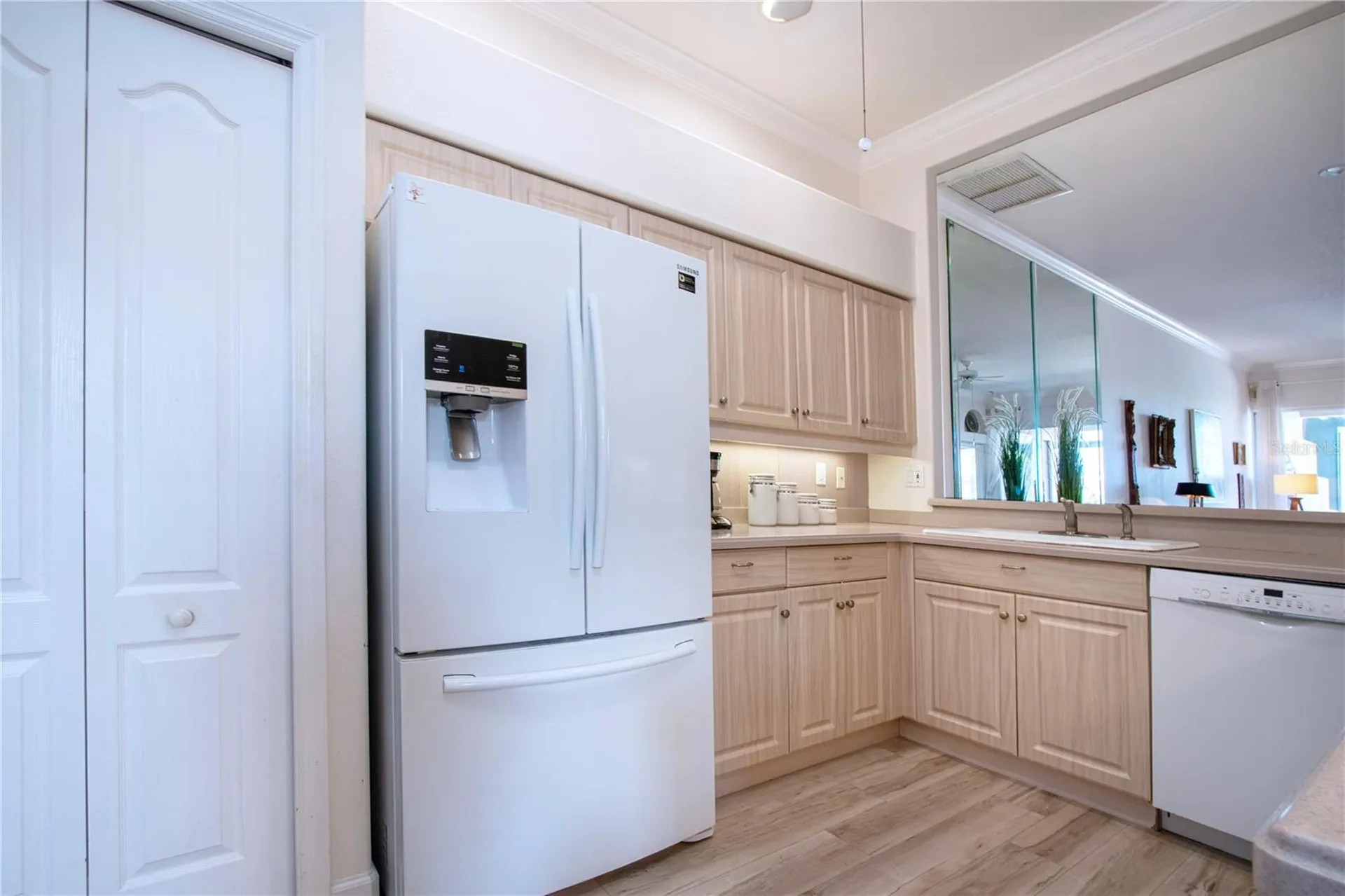 9448 Forest Hills Circle Sarasota FL 34238