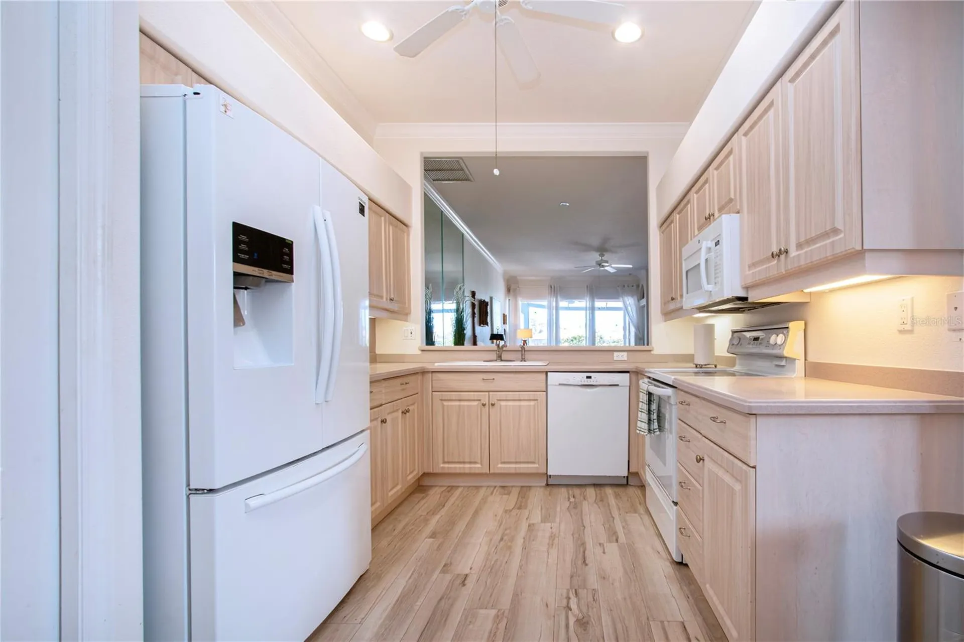 9448 Forest Hills Circle Sarasota FL 34238