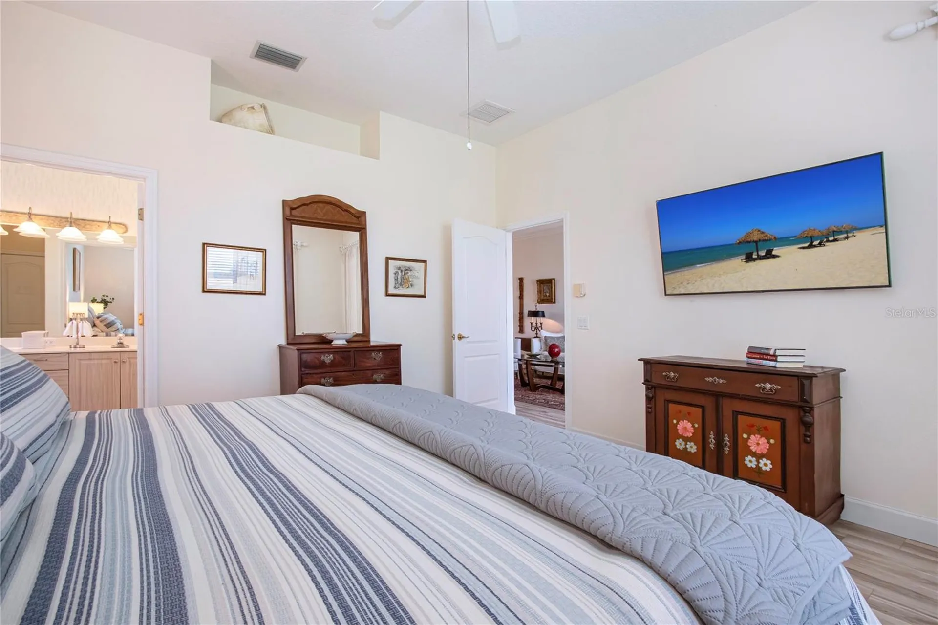 9448 Forest Hills Circle Sarasota FL 34238