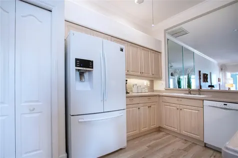 9448 Forest Hills Circle Sarasota FL 34238