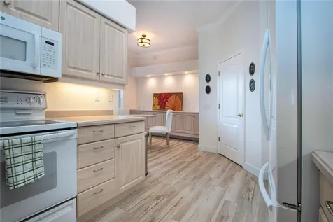 9448 Forest Hills Circle Sarasota FL 34238