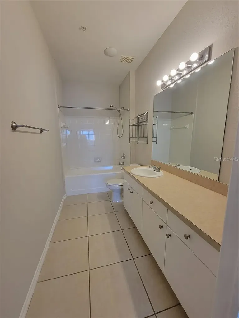 4306 Bayside Village Drive Tampa FL 33615