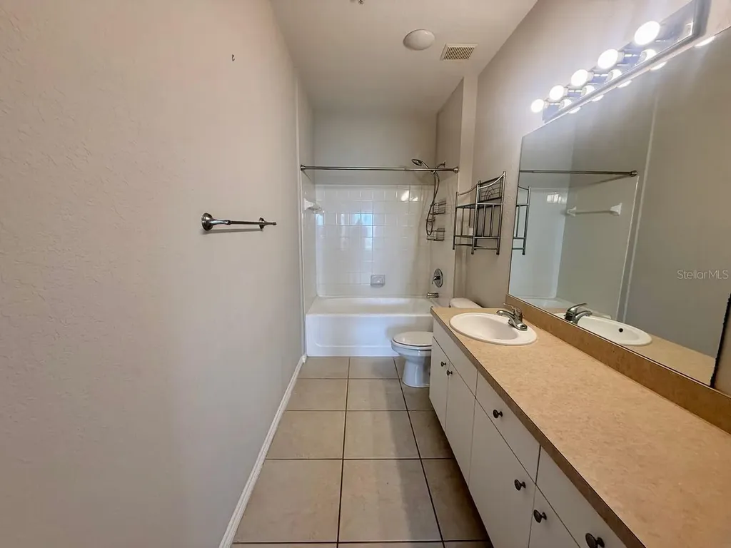 4306 Bayside Village Drive Tampa FL 33615