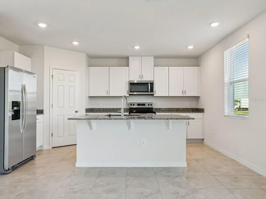 799 Sunshower Drive Lady Lake FL 32159