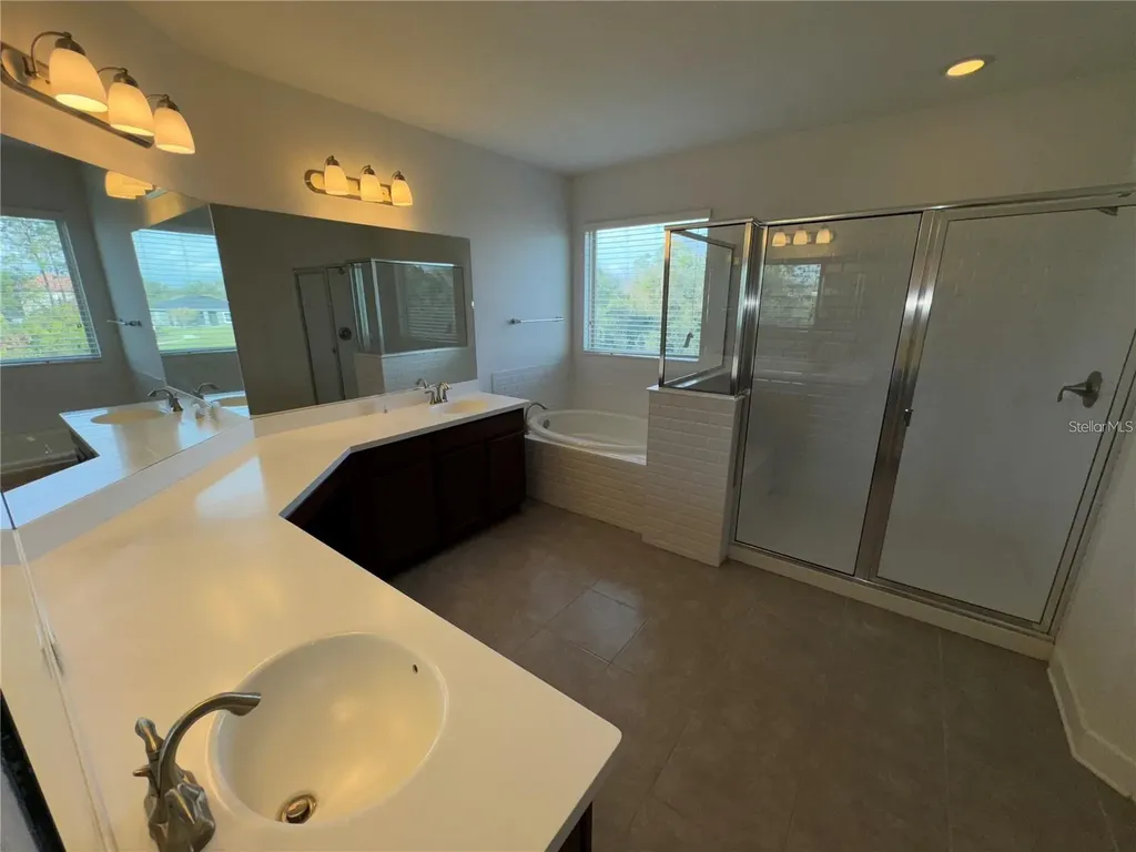 11832 Cross Vine Drive Riverview FL 33579
