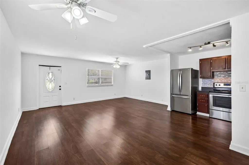 1801 Bedford Lane Sun City Center FL 33573