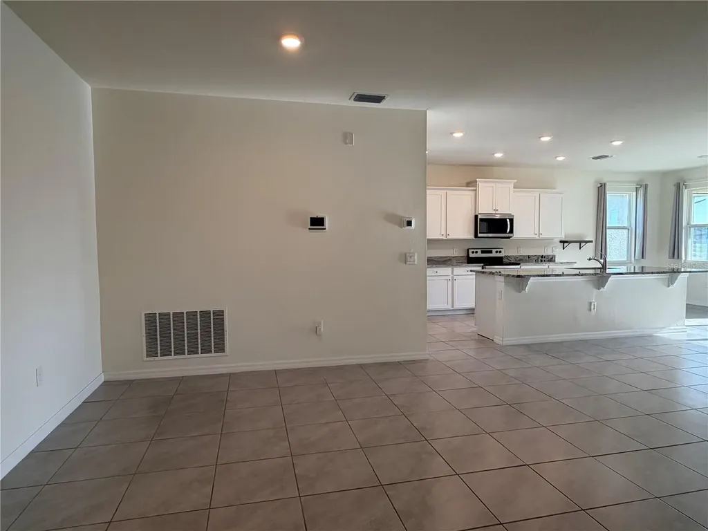 8313 Wheat Stone Drive Zephyrhills FL 33540