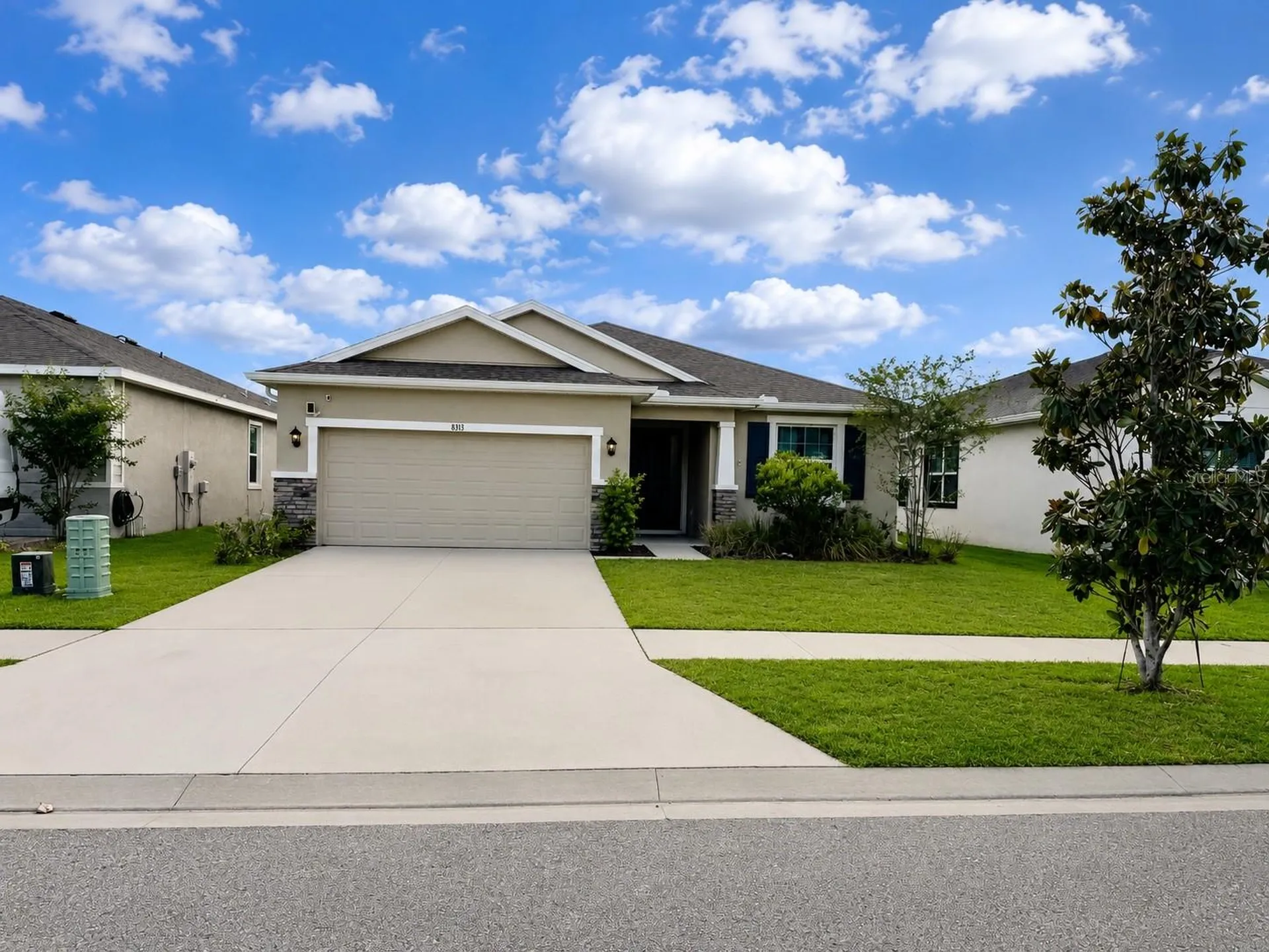 8313 Wheat Stone Drive Zephyrhills FL 33540