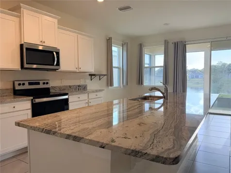 8313 Wheat Stone Drive Zephyrhills FL 33540