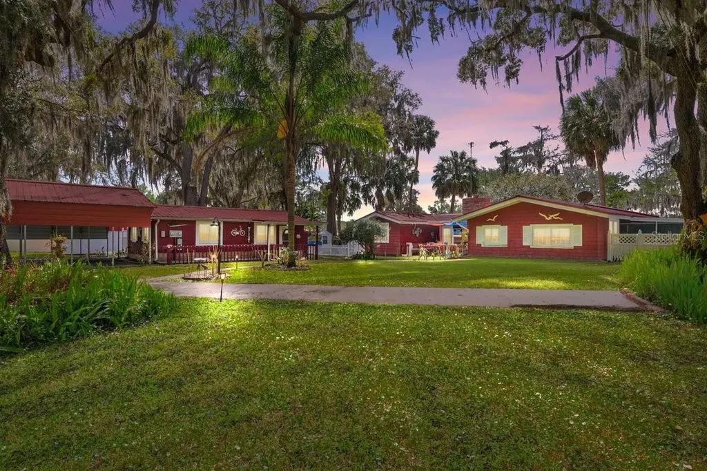 101 Orange Street Satsuma FL 32189