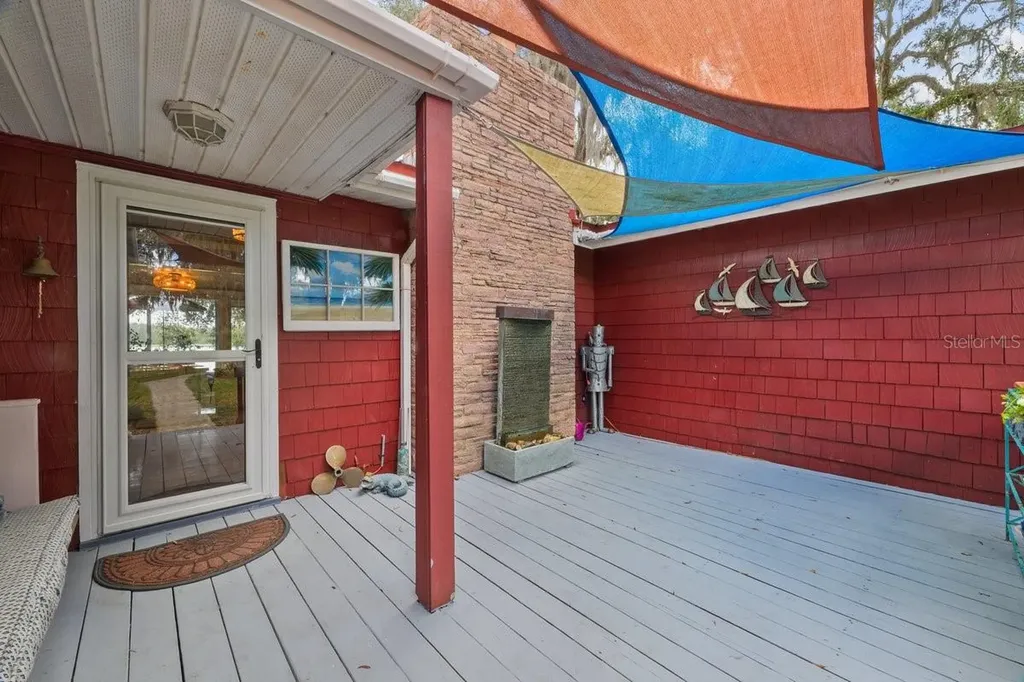 101 Orange Street Satsuma FL 32189