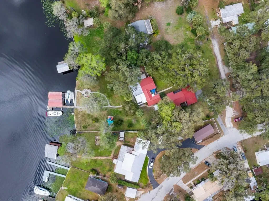 101 Orange Street Satsuma FL 32189