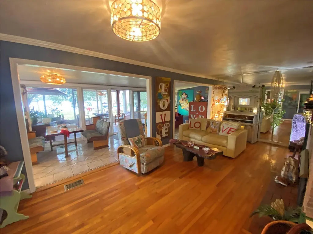 101 Orange Street Satsuma FL 32189