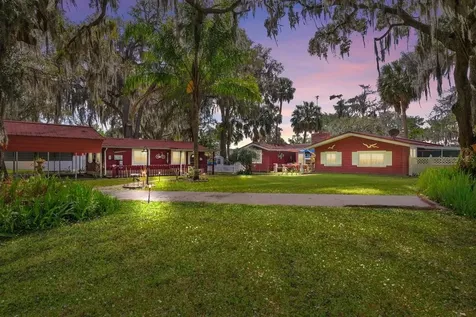 101 Orange Street Satsuma FL 32189