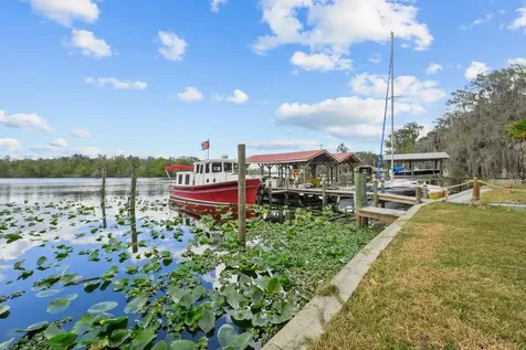 101 Orange Street Satsuma FL 32189