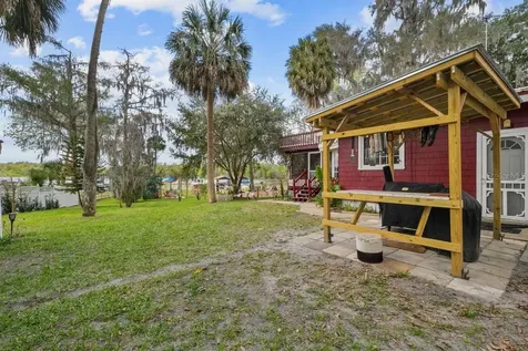 101 Orange Street Satsuma FL 32189