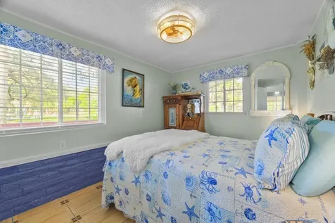 101 Orange Street Satsuma FL 32189