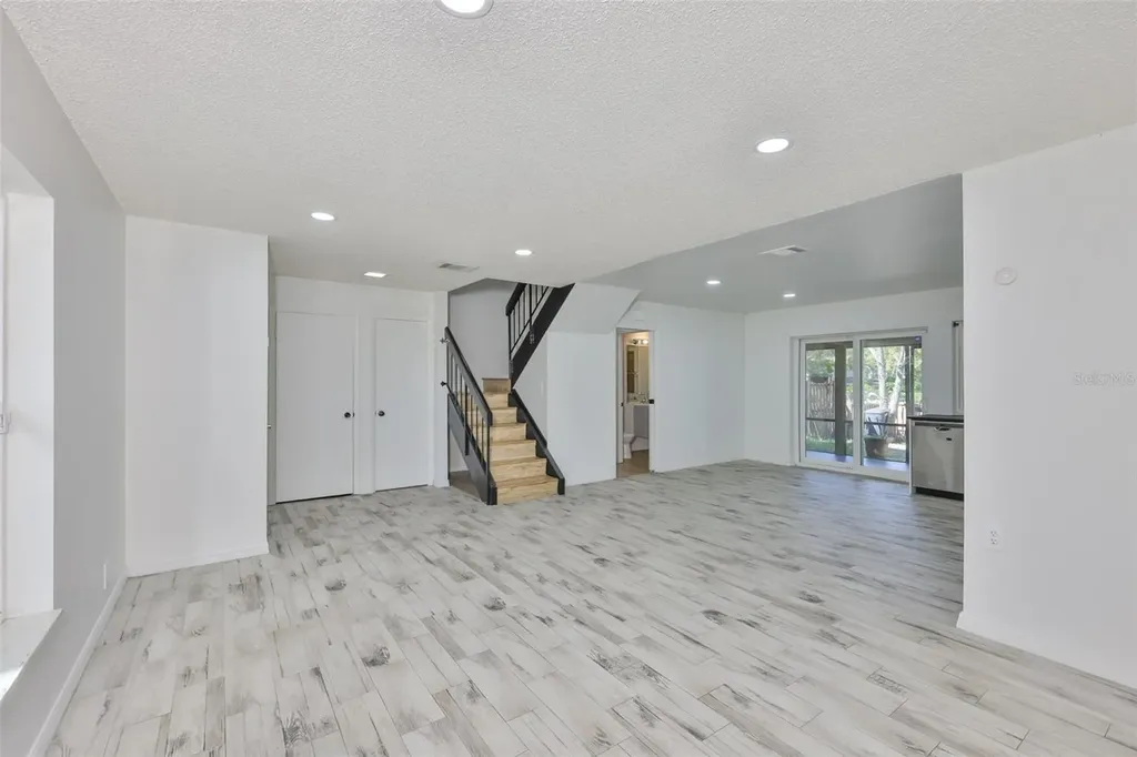 14805 Lake Forest Drive Lutz FL 33559