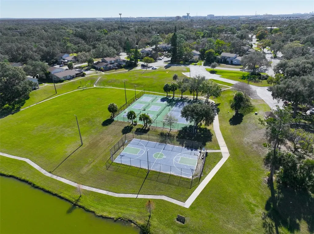 14805 Lake Forest Drive Lutz FL 33559