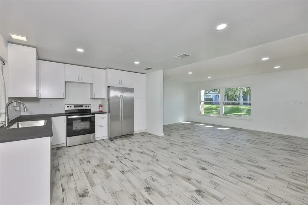14805 Lake Forest Drive Lutz FL 33559