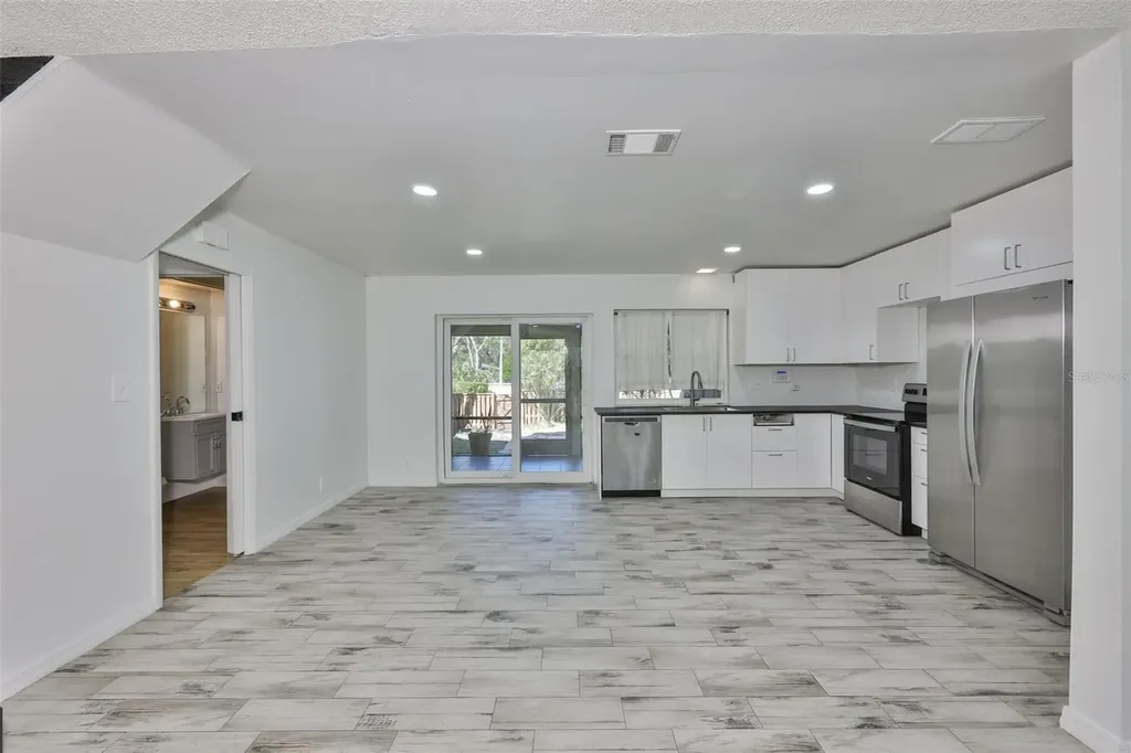 14805 Lake Forest Drive Lutz FL 33559