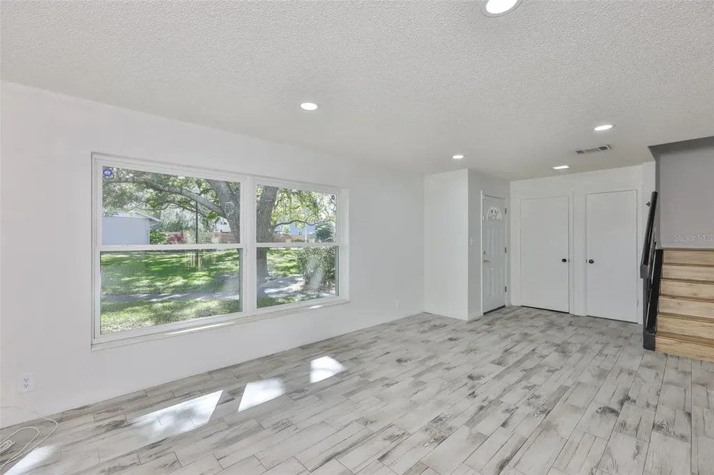 14805 Lake Forest Drive Lutz FL 33559