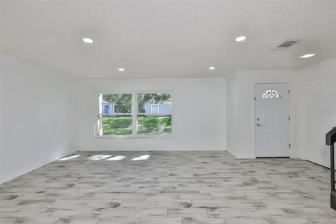 14805 Lake Forest Drive Lutz FL 33559