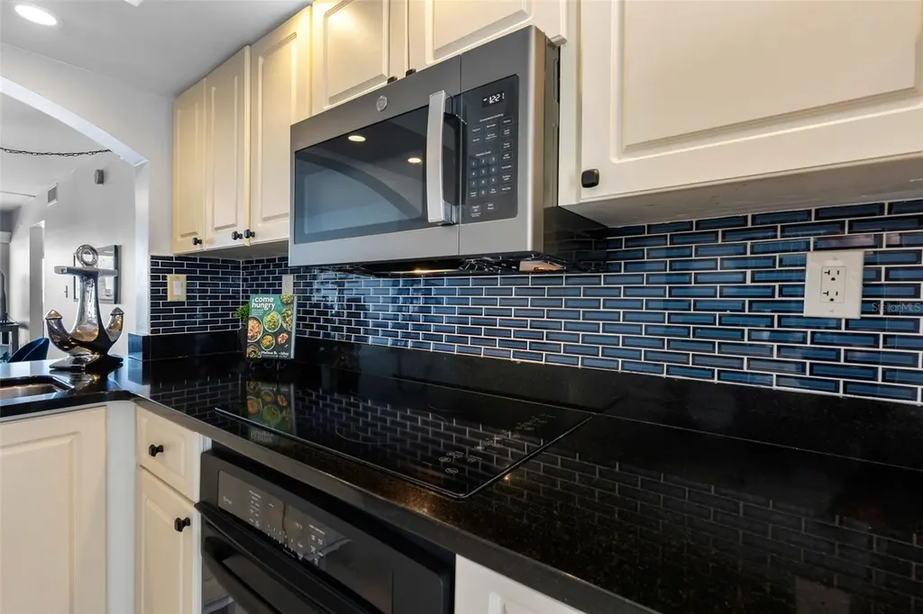 6372 Palma Del Mar Boulevard S St Petersburg FL 33715