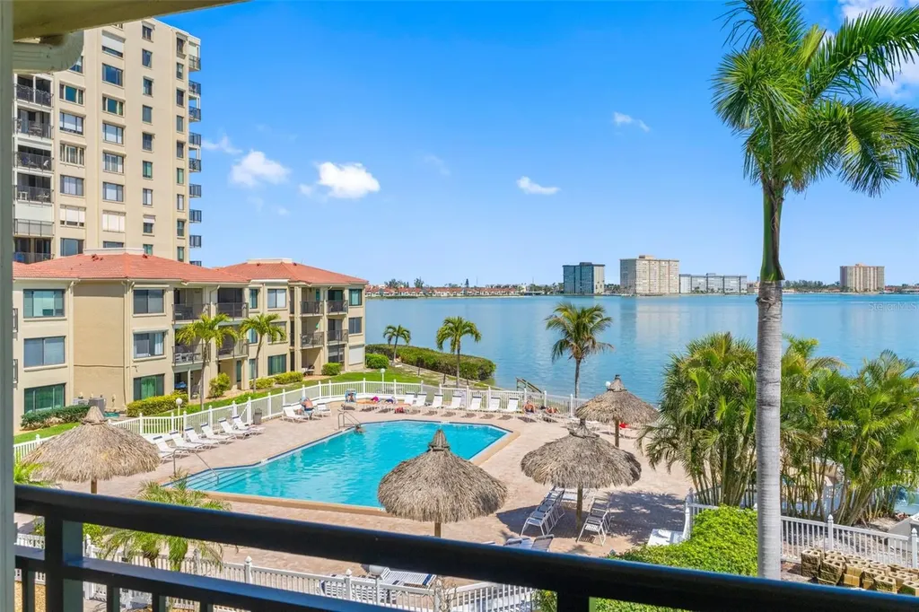 6372 Palma Del Mar Boulevard S St Petersburg FL 33715