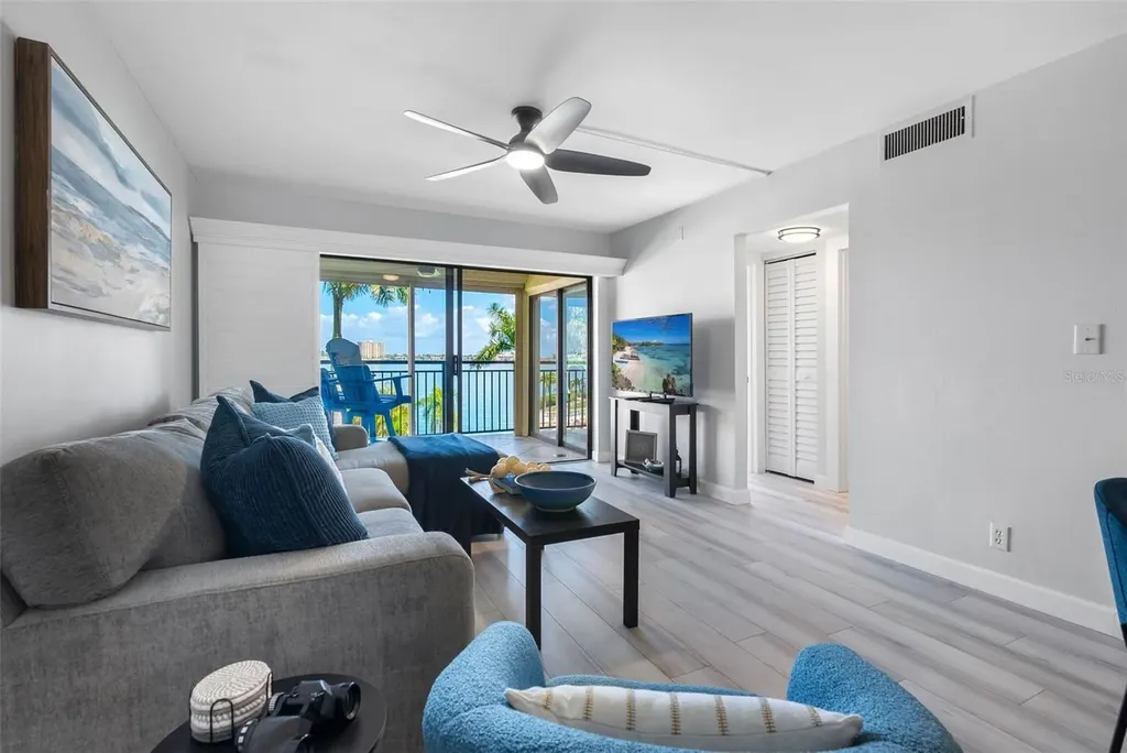 6372 Palma Del Mar Boulevard S St Petersburg FL 33715