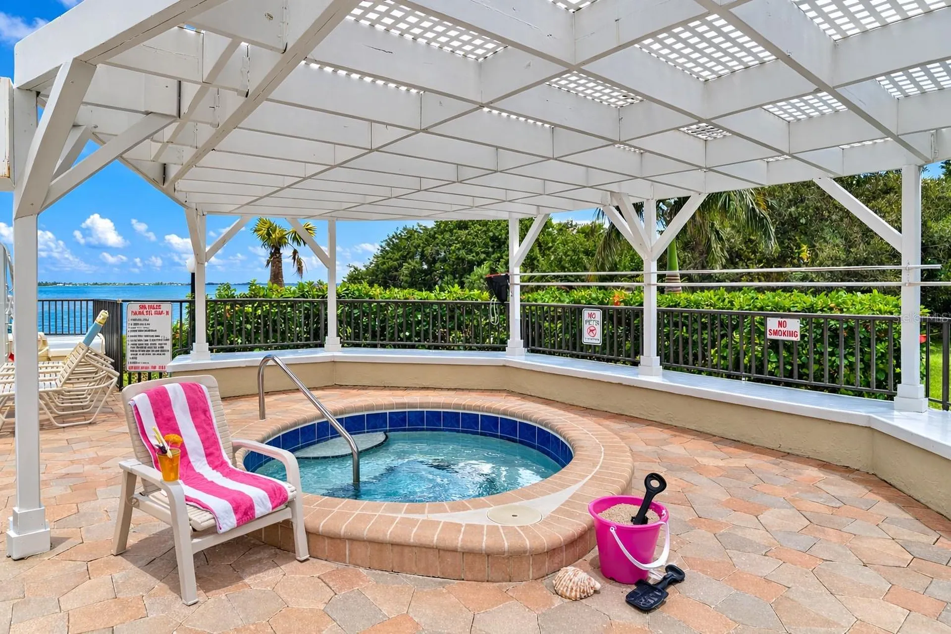 6372 Palma Del Mar Boulevard S St Petersburg FL 33715