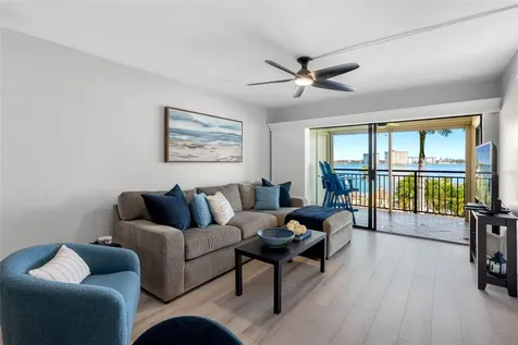 6372 Palma Del Mar Boulevard S St Petersburg FL 33715