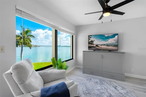 6372 Palma Del Mar Boulevard S St Petersburg FL 33715