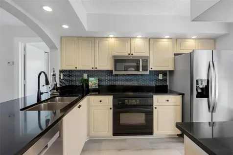6372 Palma Del Mar Boulevard S St Petersburg FL 33715