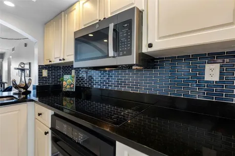 6372 Palma Del Mar Boulevard S St Petersburg FL 33715