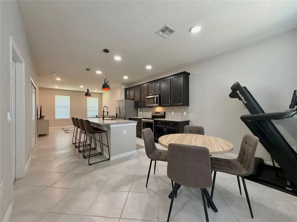 2663 Mead Avenue St Cloud FL 34771