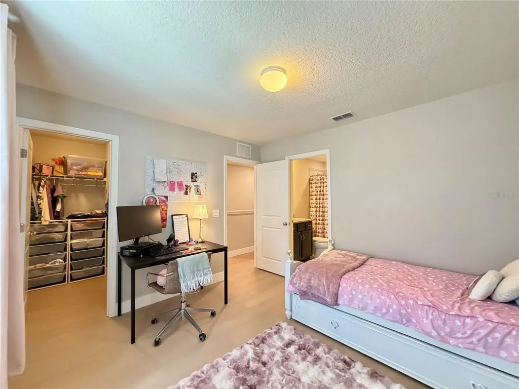 2663 Mead Avenue St Cloud FL 34771
