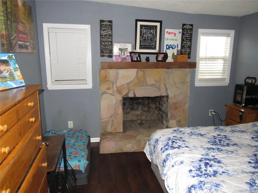 330 Moccasin Hollow Road Lithia FL 33547