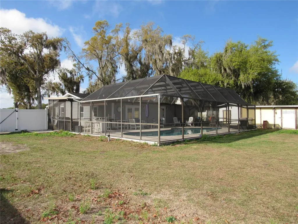 330 Moccasin Hollow Road Lithia FL 33547