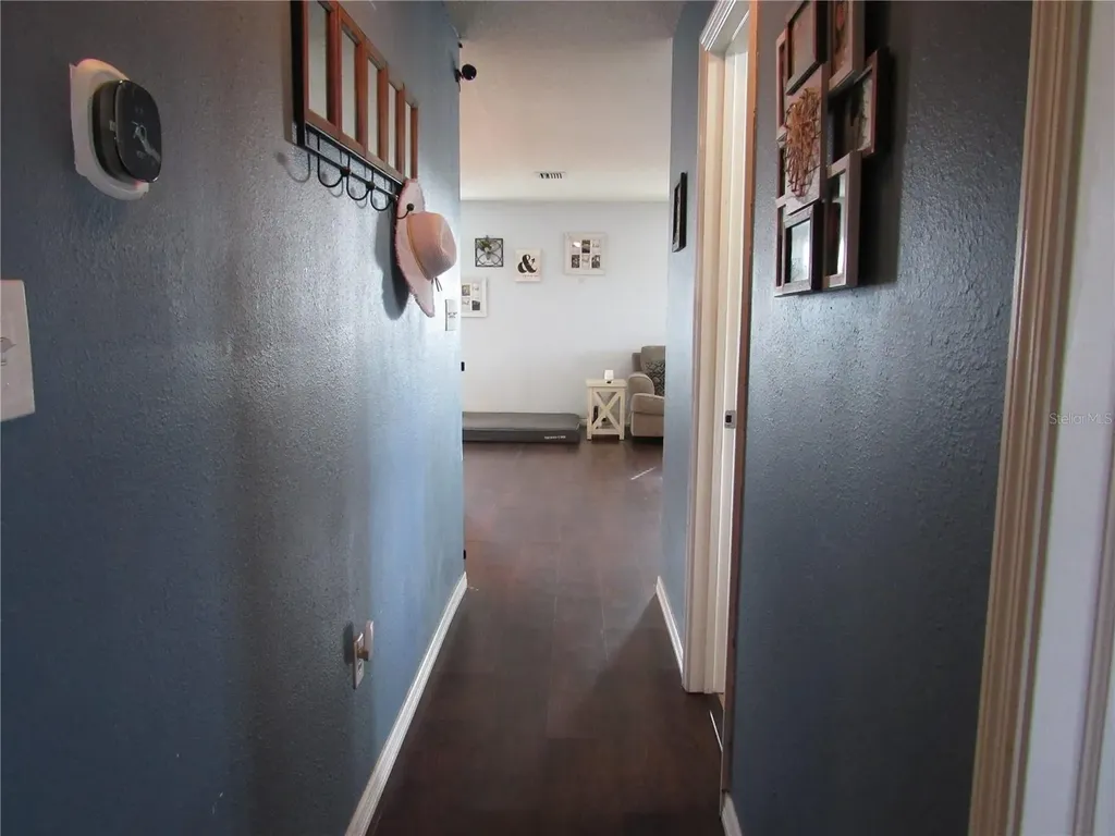 330 Moccasin Hollow Road Lithia FL 33547