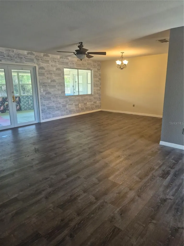 5858 Kenwood Drive North Port FL 34287