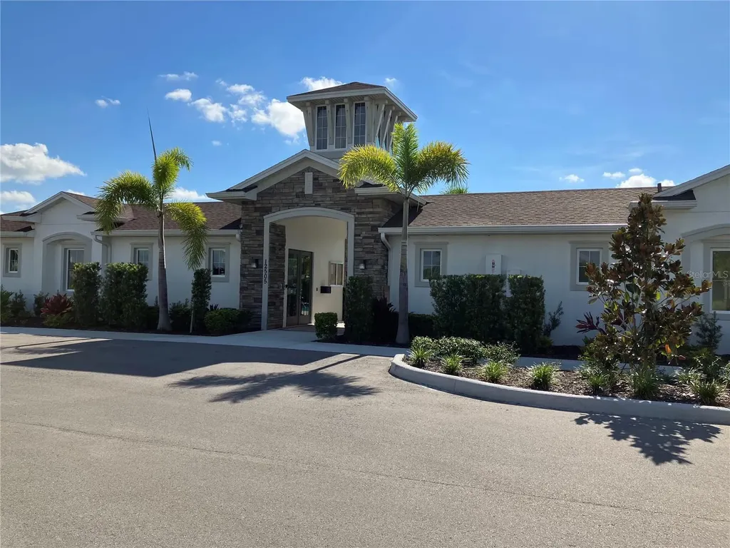 5633 Soft Skies Drive Sarasota FL 34238