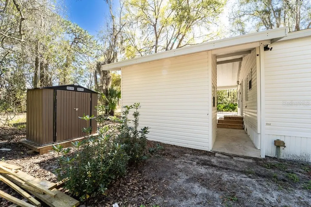 107 Golf Course Lane Crescent City FL 32112