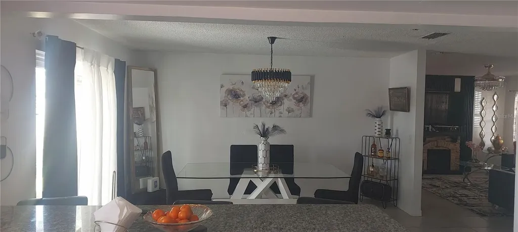 6122 Burhley Court Orlando FL 32809