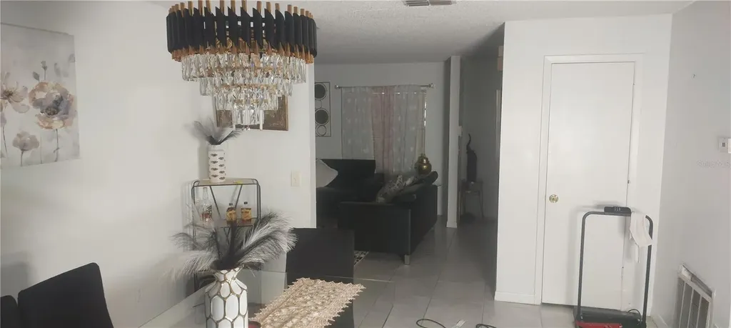 6122 Burhley Court Orlando FL 32809