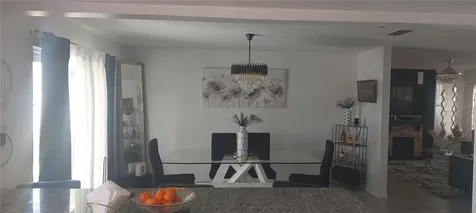 6122 Burhley Court Orlando FL 32809