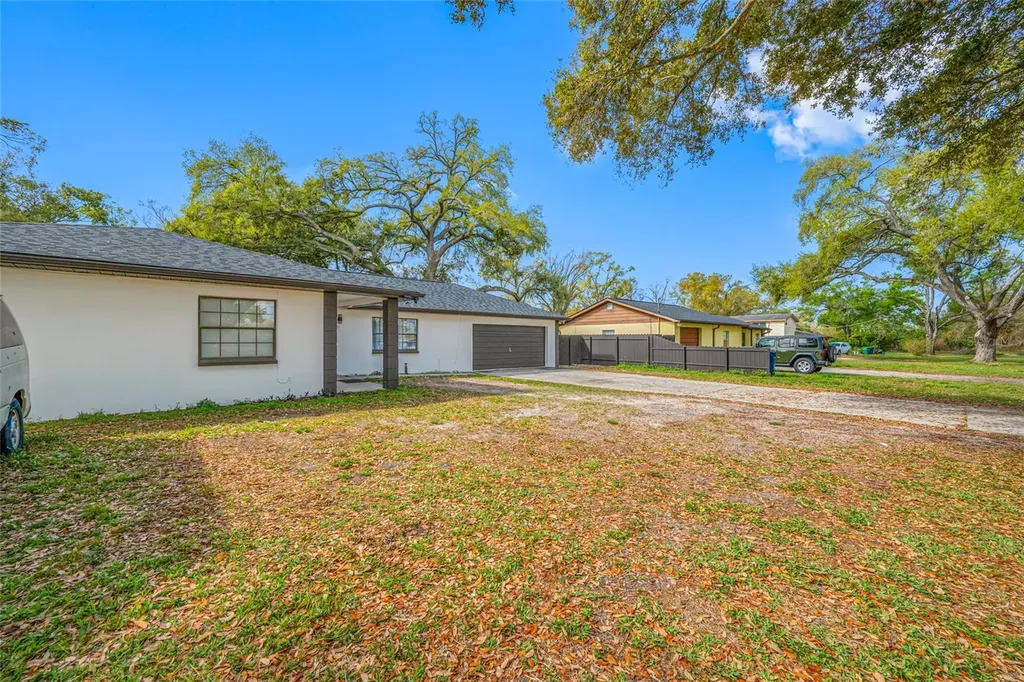 2814 W Powhatan Avenue Tampa FL 33614