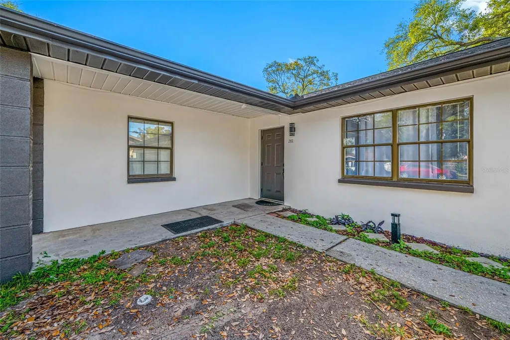 2814 W Powhatan Avenue Tampa FL 33614